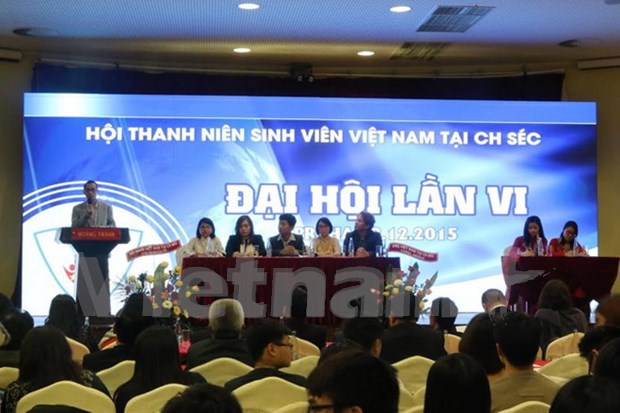 Youth boost Vietnam-Czech ties hinh anh 1