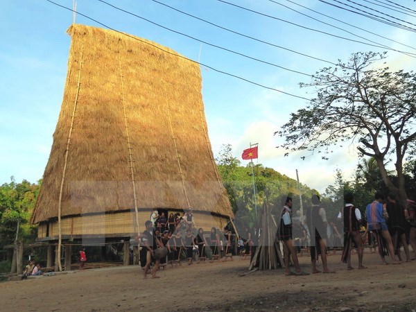 Kon Tum struggles to save fading gong culture hinh anh 1
