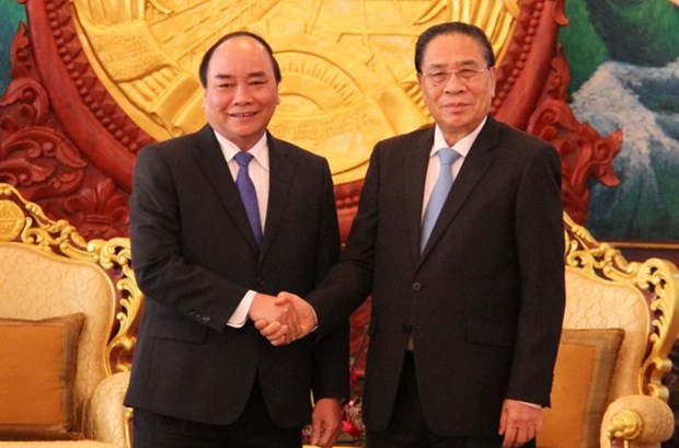 Lao leaders hail cooperation with Vietnam hinh anh 1