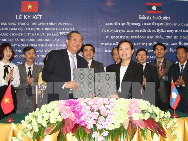 Vietnam builds orthopaedic centre for Laos hinh anh 1