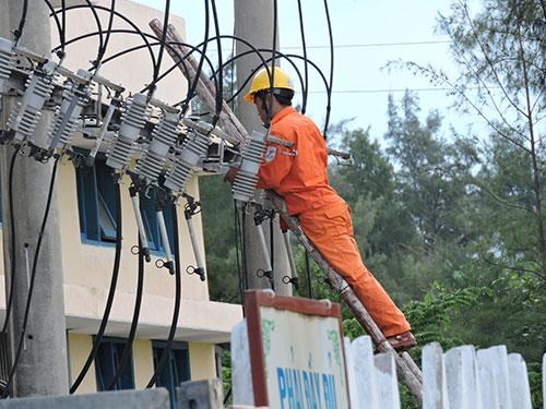 Islet of Ly Son Island to get power access before Tet hinh anh 1