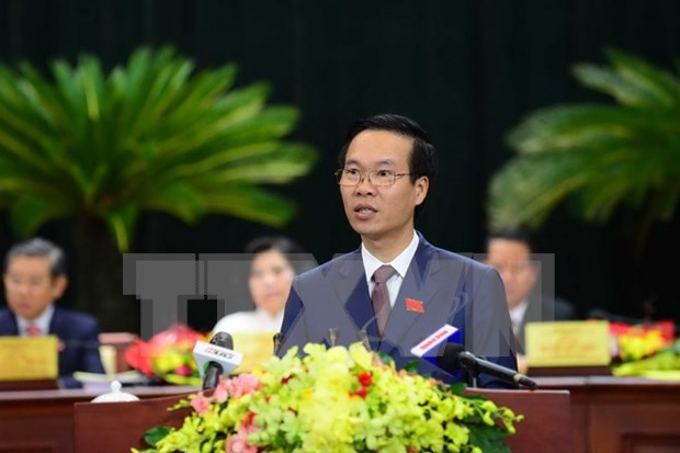 Youngest Politburo member heads Party education commission hinh anh 1