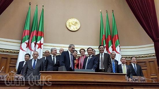 Vietnam, Algeria cement legislative ties hinh anh 1