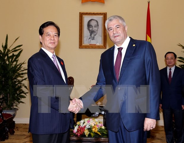 PM greets Russian interior minister hinh anh 1