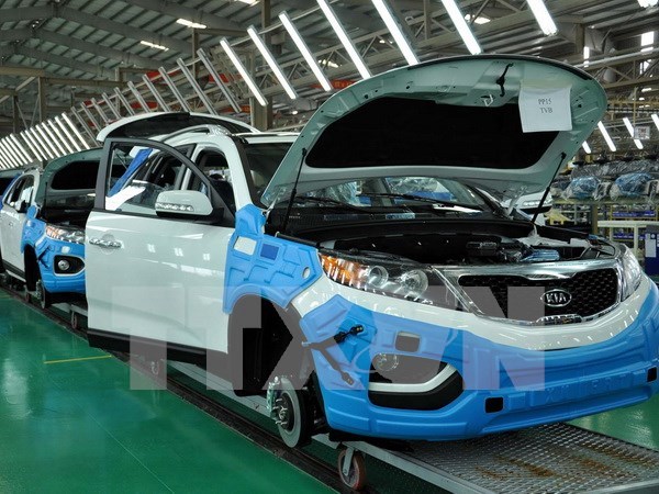 March automobile sales hike 112 percent hinh anh 1