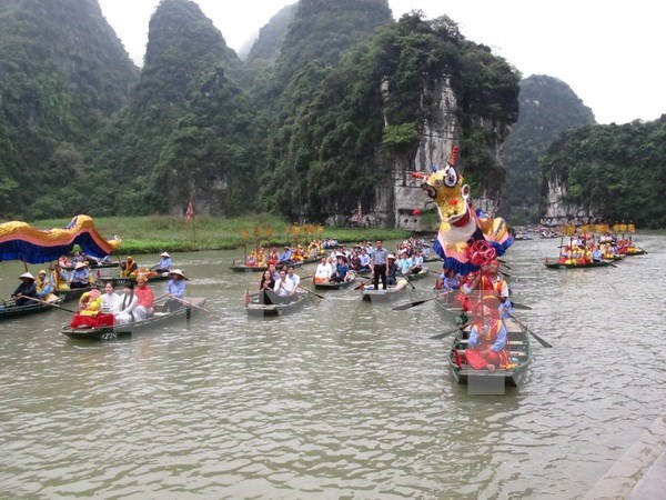 Trang An festival underway in Ninh Binh hinh anh 1