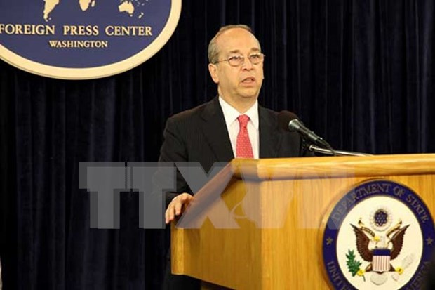 US Assistant Secretary travels to Laos, Vietnam, and Malaysia hinh anh 1