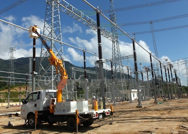 EVN assures power supplies amid prolonged drought hinh anh 1