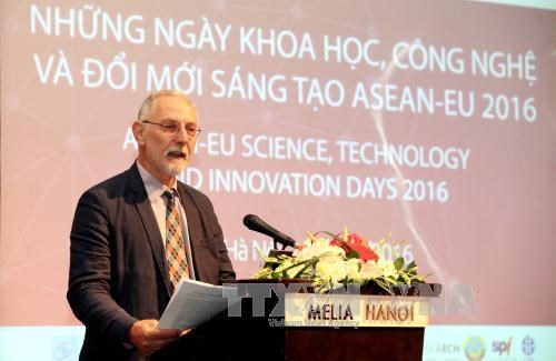 Vietnam-EU sci-tech cooperation outlook auspicious, says EU official hinh anh 1
