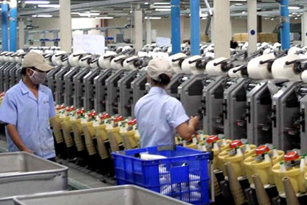 German garment & textile technologies introduced in Hanoi hinh anh 1