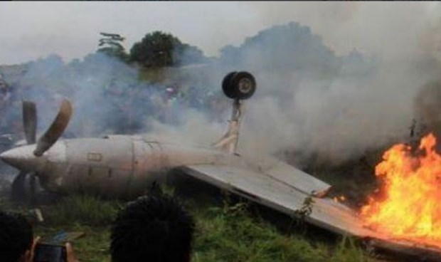 Two killed in Indonesian military helicopter crash hinh anh 1