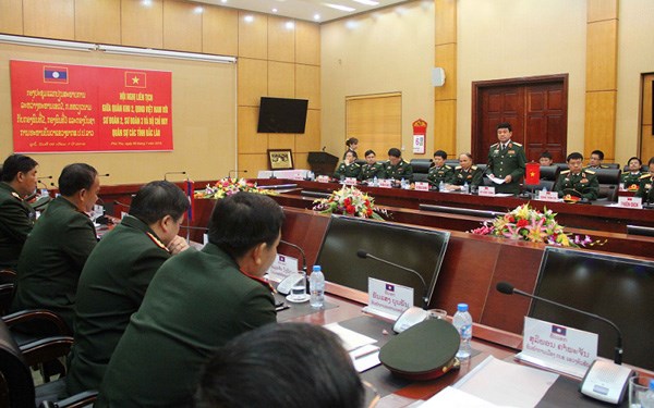 Local Vietnamese, Lao military units bolster ties hinh anh 1