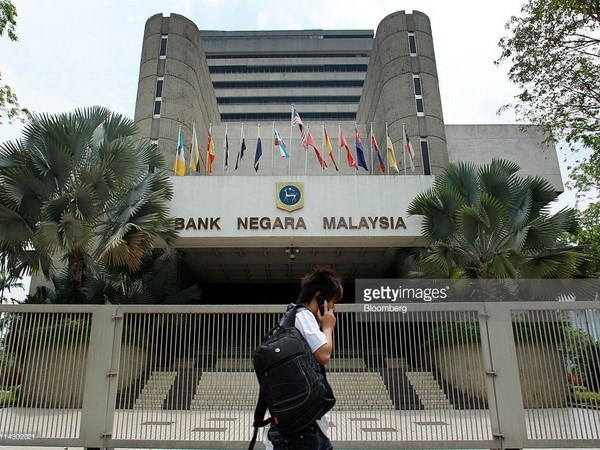 Malaysia lowers basic interest rate first time in seven years hinh anh 1
