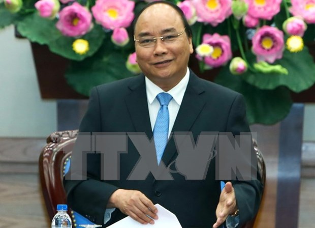 Prime Minister leaves Hanoi for Mongolia visit hinh anh 1