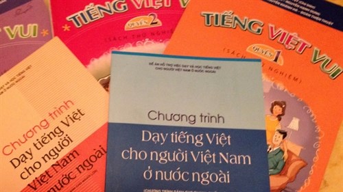 Online portal to teach Vietnamese to overseas Vietnamese hinh anh 1