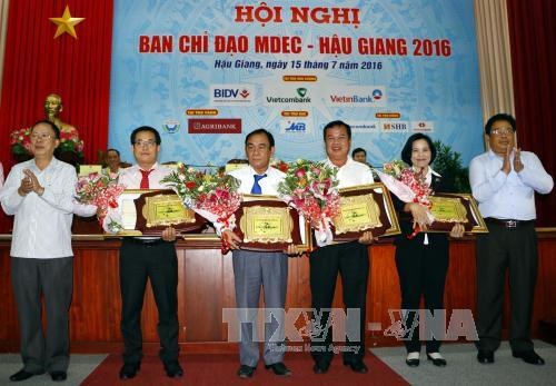MDEC 2016 raises big fund for social welfare in Mekong Delta hinh anh 1