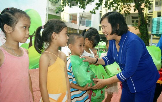 Dong Nai pays attention to taking care of children hinh anh 1