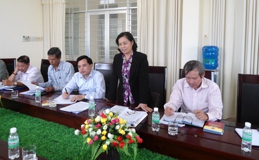 Fronts of Vietnam, Laos laud diversified cooperation hinh anh 1