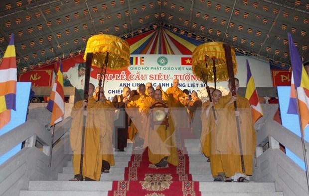 Vietnam, Laos foster Buddhist friendship hinh anh 1