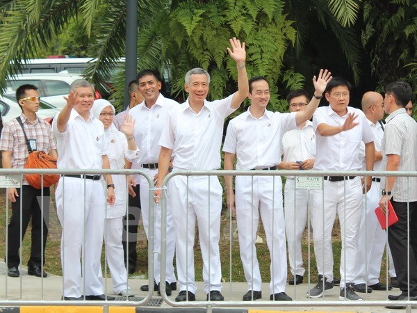 Singapore: Parliamentary candidates file nomination papers hinh anh 1