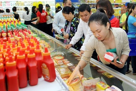 Domestic retail sales increase 10.1 percent hinh anh 1