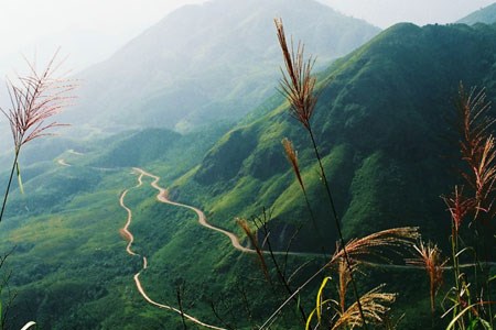 Hoang Lien Son mountain pass becomes national destination hinh anh 1