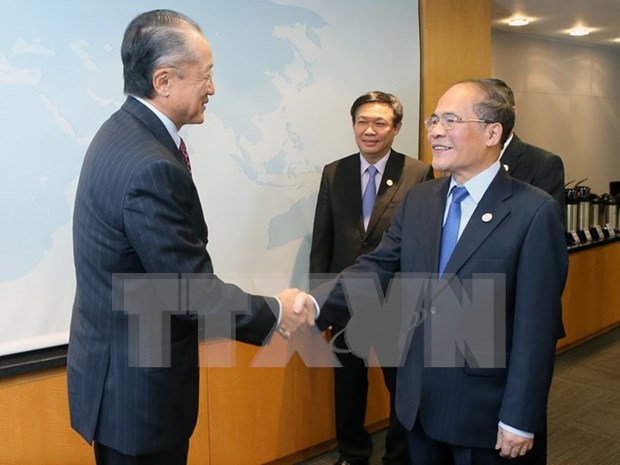 NA Chairman meets WB President in the US hinh anh 1