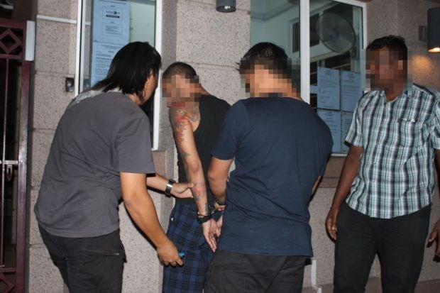 Malaysian police arrest three terrorist suspects hinh anh 1