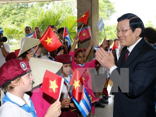 President urges strengthened Vietnam-Cuba economic ties hinh anh 1