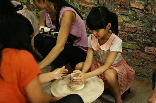 Hanoi to host cultural village festival of artisans, handicrafts hinh anh 1