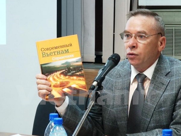 Book on modern Vietnam published in Russia hinh anh 1