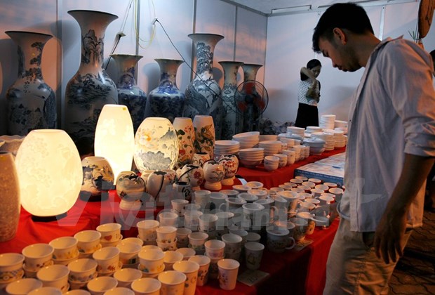 Craft village festival opens in Hanoi hinh anh 1