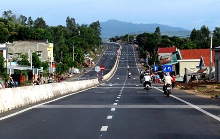 New section of National Highway No 1 opens hinh anh 1