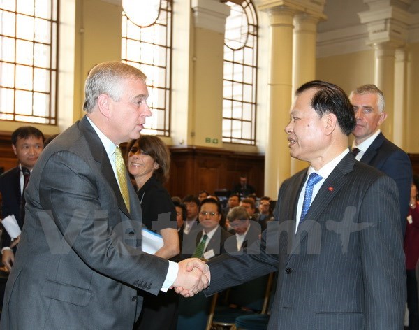 Vietnam, UK eye further bilateral trade ties hinh anh 1