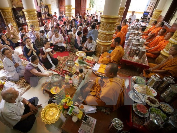 Sene Dolta festival greetings to Khmer people in HCM City hinh anh 1
