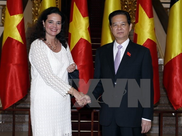 PM proposes multi-faceted cooperation with Belgium hinh anh 1