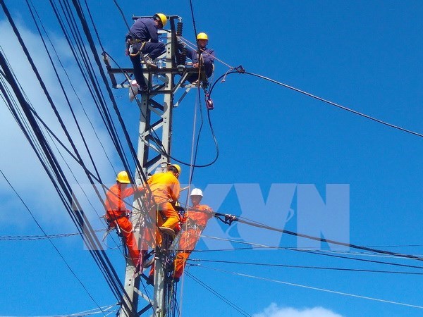 Lao Cai: 14 more communes to connect to national grid hinh anh 1