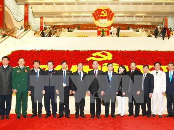 12th National Party Congress continue discussions on personnel work hinh anh 1