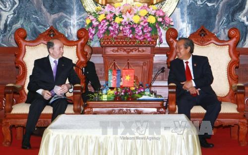 Vietnam, Azerbaijan cement judicial bonds hinh anh 1