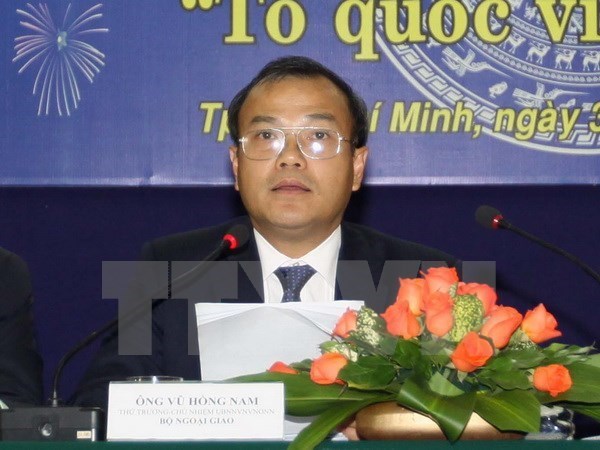 Vietnam, Laos foster links in expatriate-related work hinh anh 1