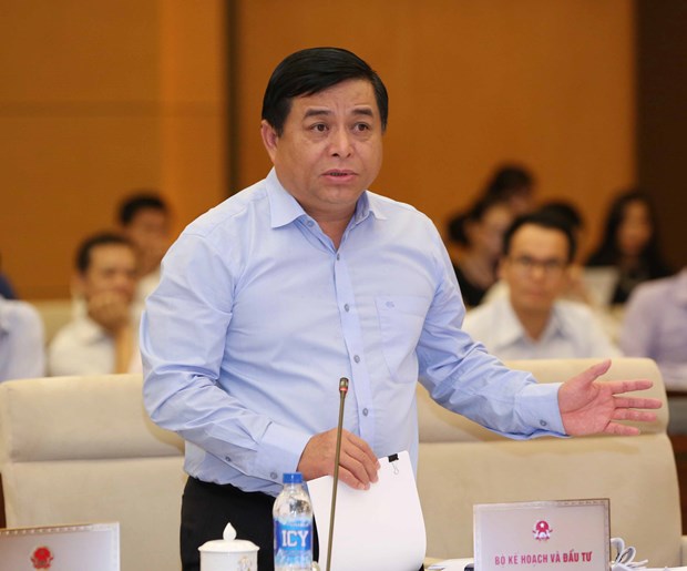 Law makers urge drastic measures to achieve growth target hinh anh 1