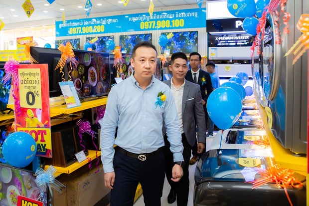 MWG's Bluetronics to reach triple the size of largest competitor in Cambodia hinh anh 2