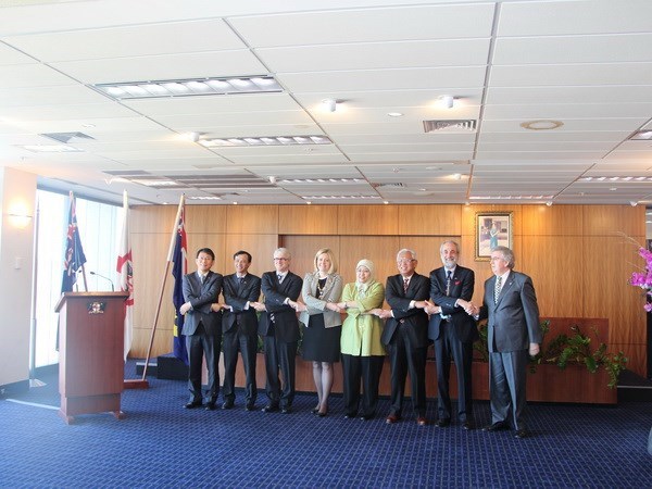 ASEAN flag hoisting ceremony held in Western Australia hinh anh 1