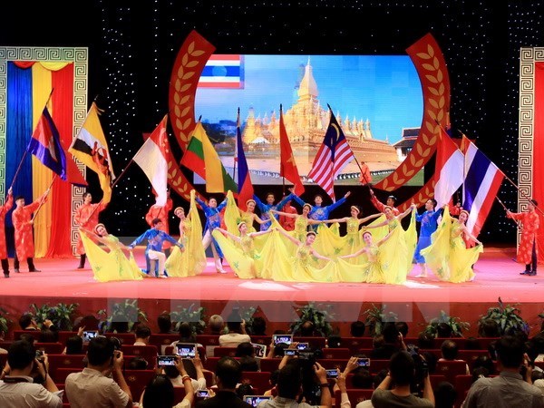 ASEAN community programme held in Hanoi hinh anh 1