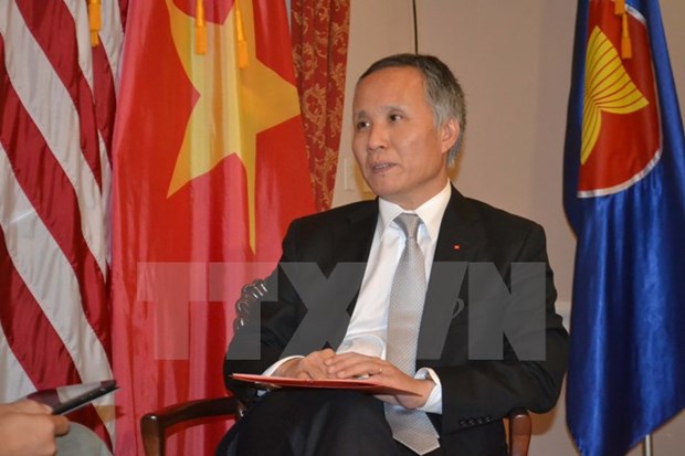 Vietnam continues bilateral talks with TPP partners hinh anh 1