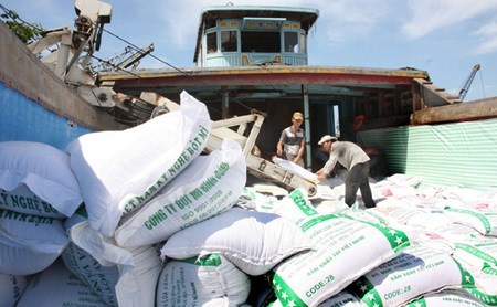 MOIT sets export turnover target for 2016 hinh anh 1