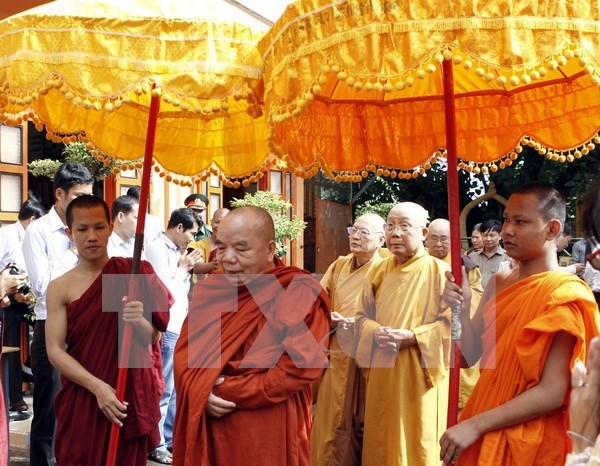 Khmer people in Tra Vinh celebrate Sene Dolta festival hinh anh 1