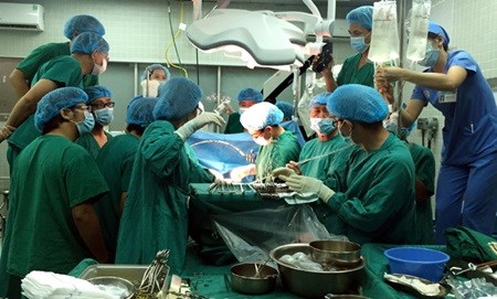 Investment lifts quality at Vietnam’s public hospitals hinh anh 1