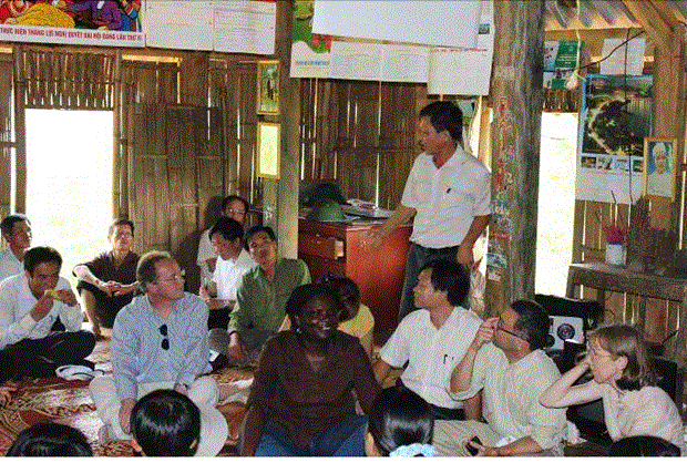 Hoa Binh makes use of WB’s fund for poverty reduction hinh anh 1