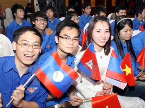 Vietnam, Laos, Cambodia youths seek investment links hinh anh 1